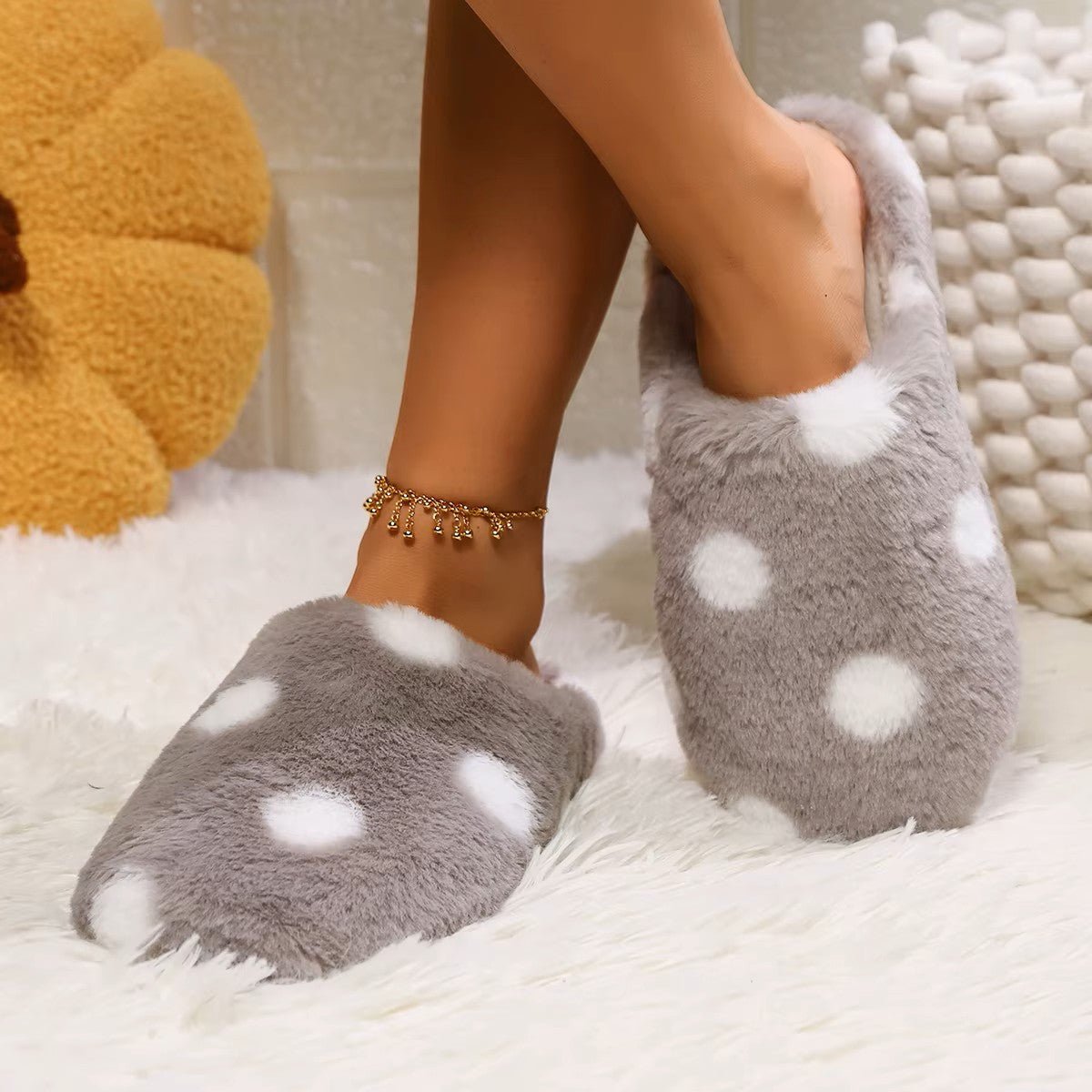 Pantoufles Femme - CozyWarmSlippers™ - Gris à Pois Blancs - Laviizi